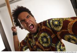 Garson AFRICAN THROWING POSE 